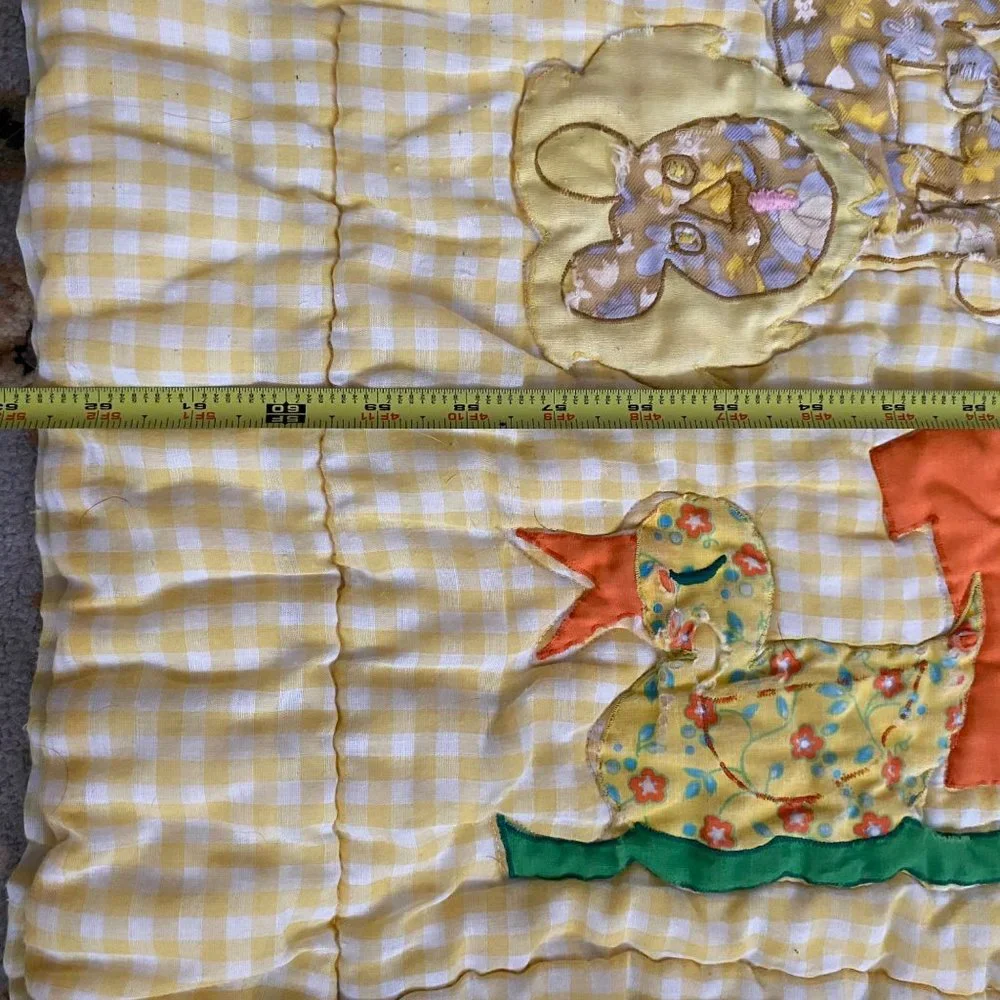 Unbranded machine embroidered